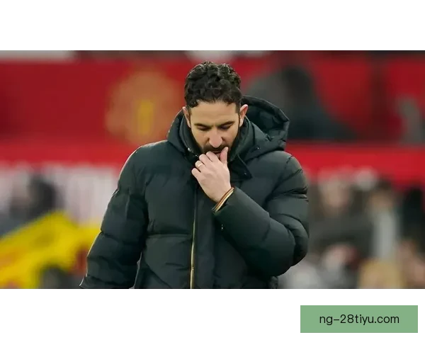 热那亚新援阿莫林遭认错成前帅